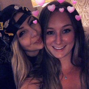 Meet your Posher, Isabella